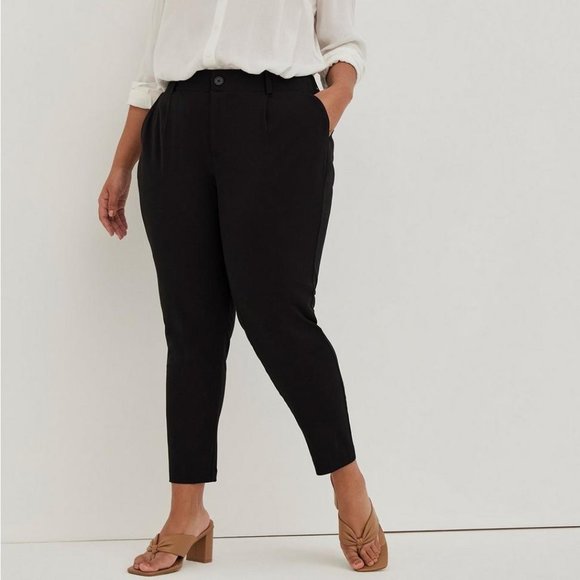 Torrid Challis Relaxed Taper Legs Pants Womens  Sz 18 Black - Picture 1 of 4